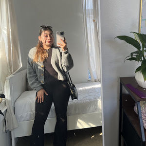 Meet your Posher, Yumiko